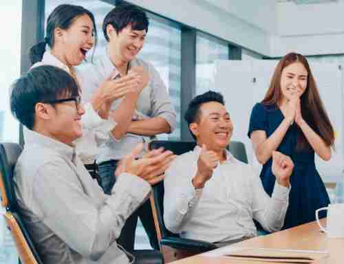 在传奇国际学习、、、成长茁壮